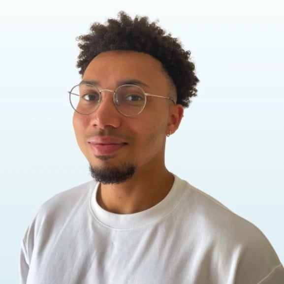 Portrait de Térence Mbu